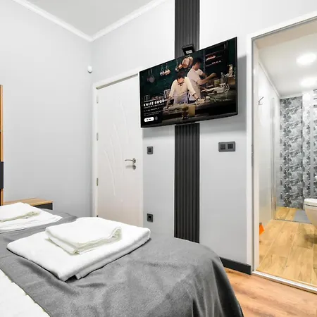 Stylish 2-bedroom * София